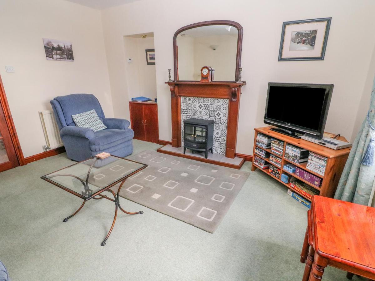 Watershed Cottage Settle Eksteriør bilde